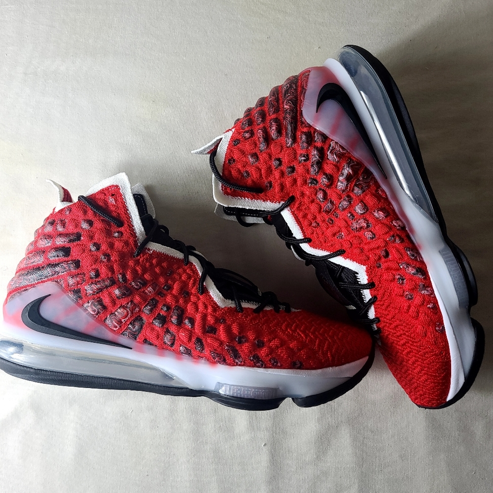 Lebron 18